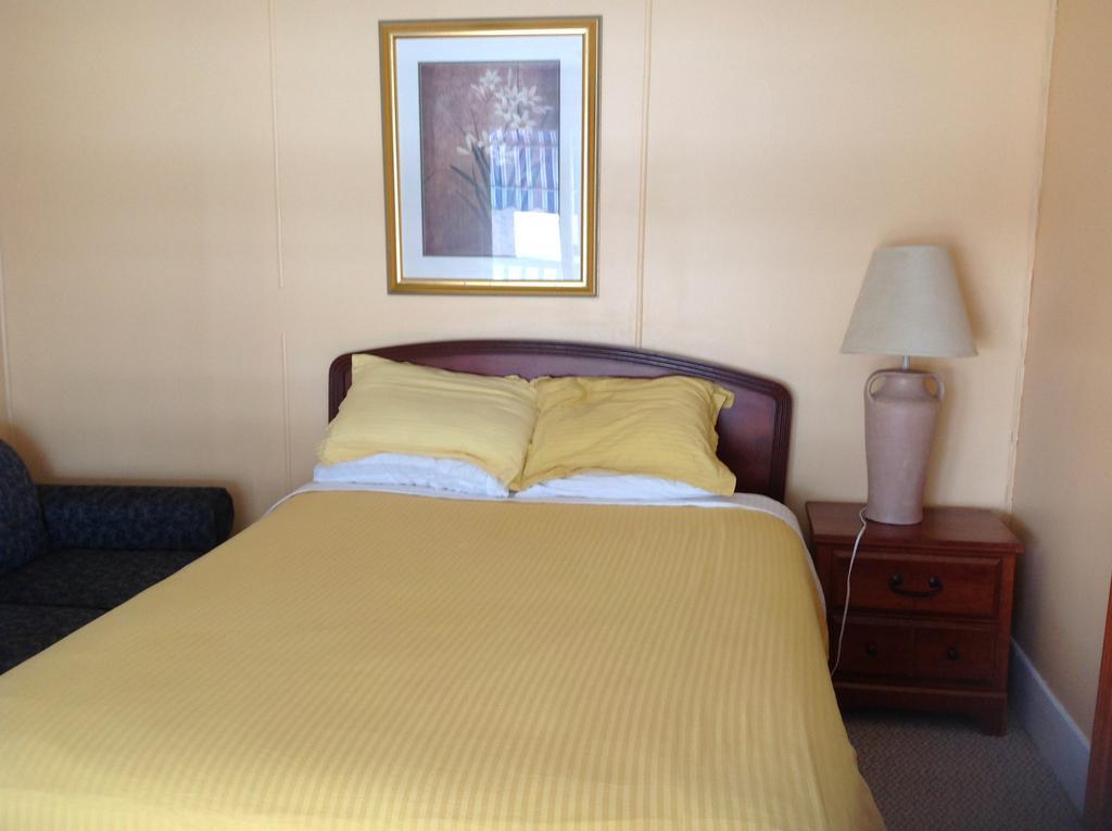 The Moulton Hotel Hampton Extérieur photo