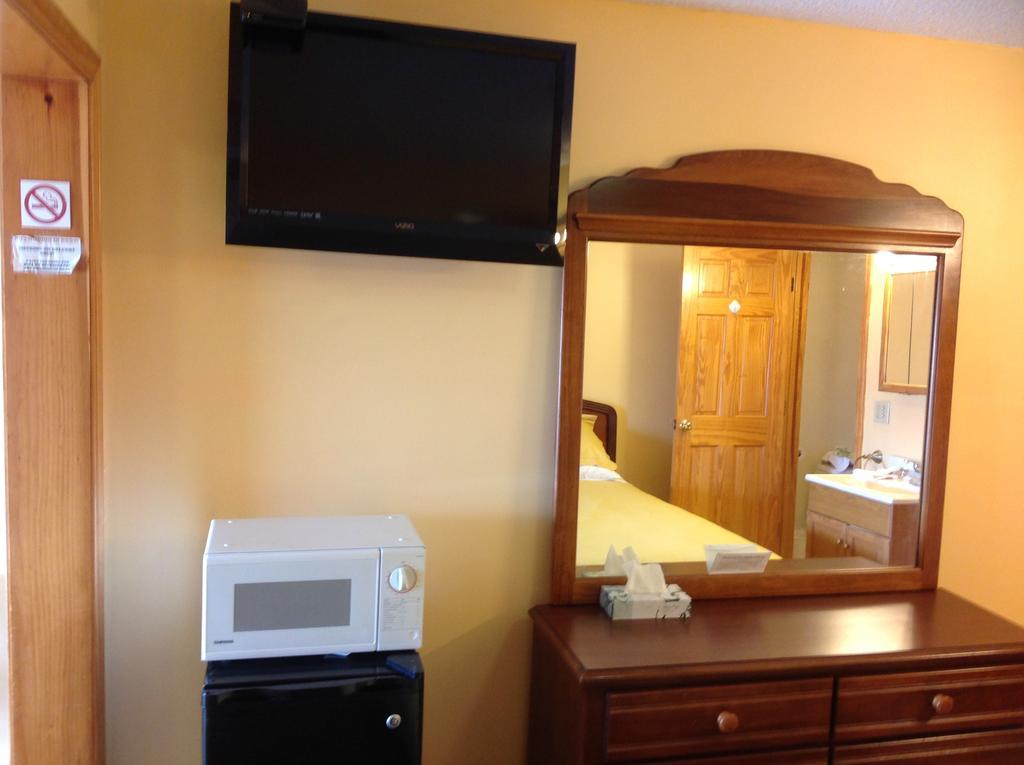 The Moulton Hotel Hampton Extérieur photo